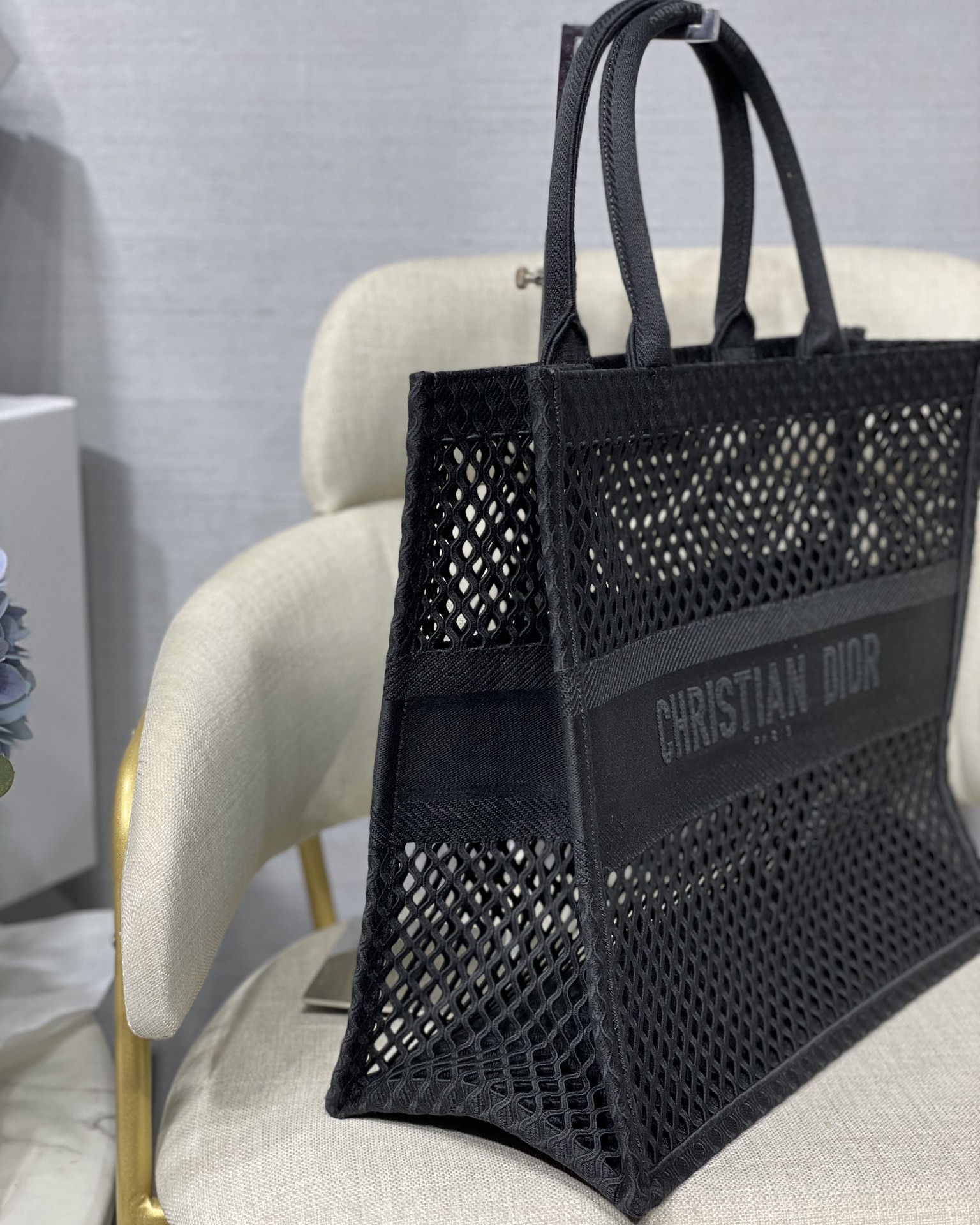 D10r BOOK TOTE
