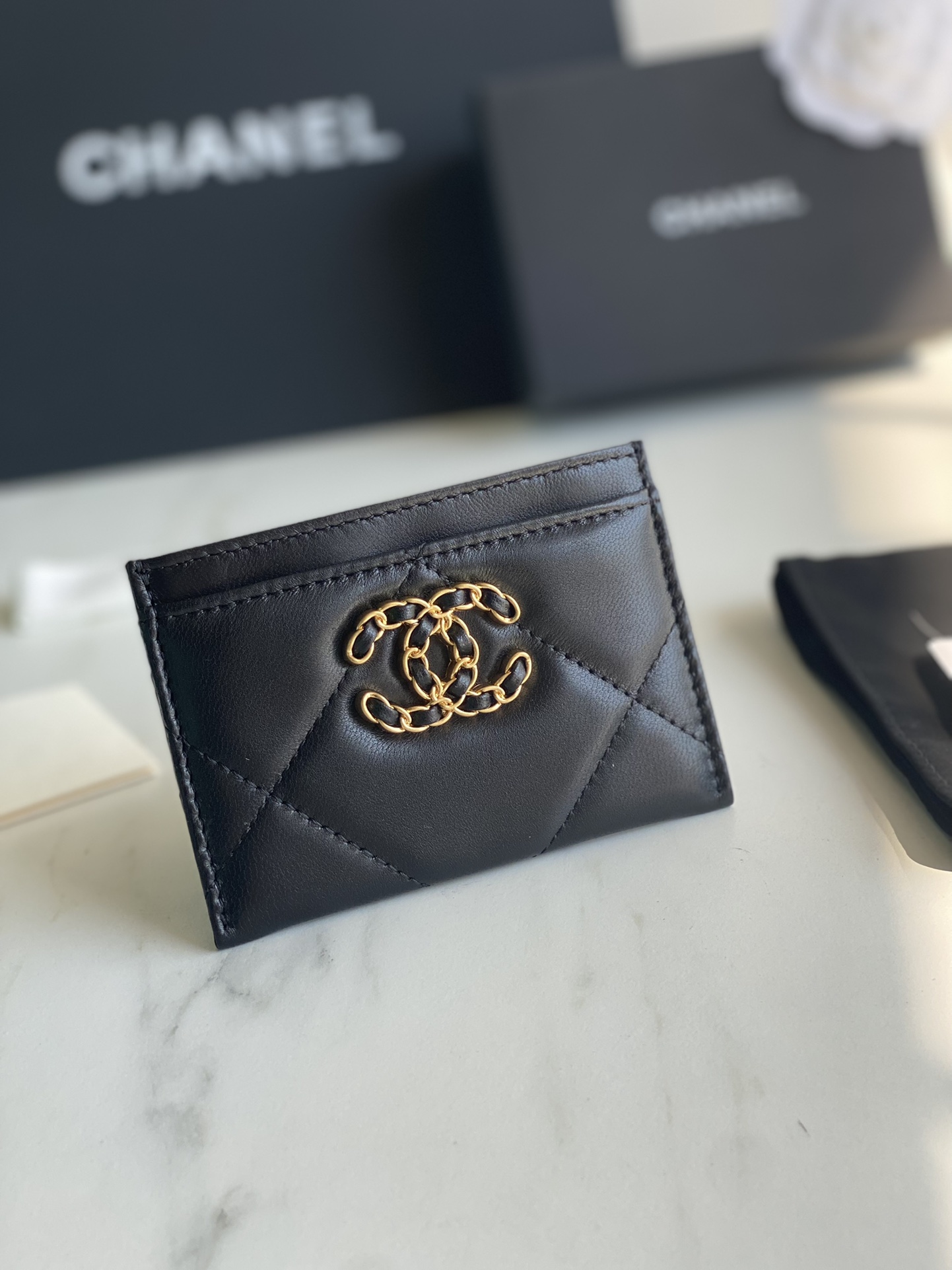 Ch**el 19 CARD HOLDER