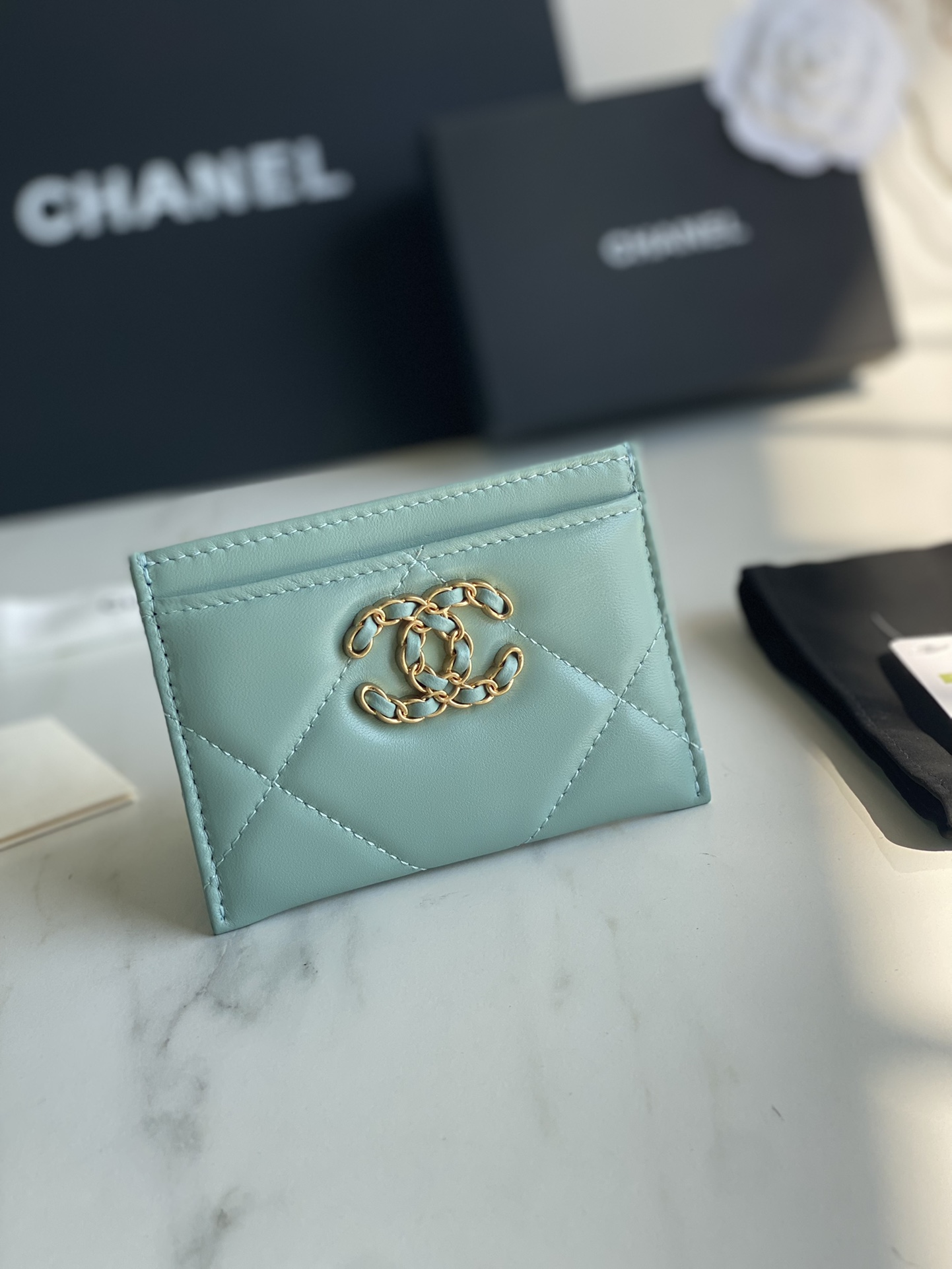 Ch**el 19 CARD HOLDER