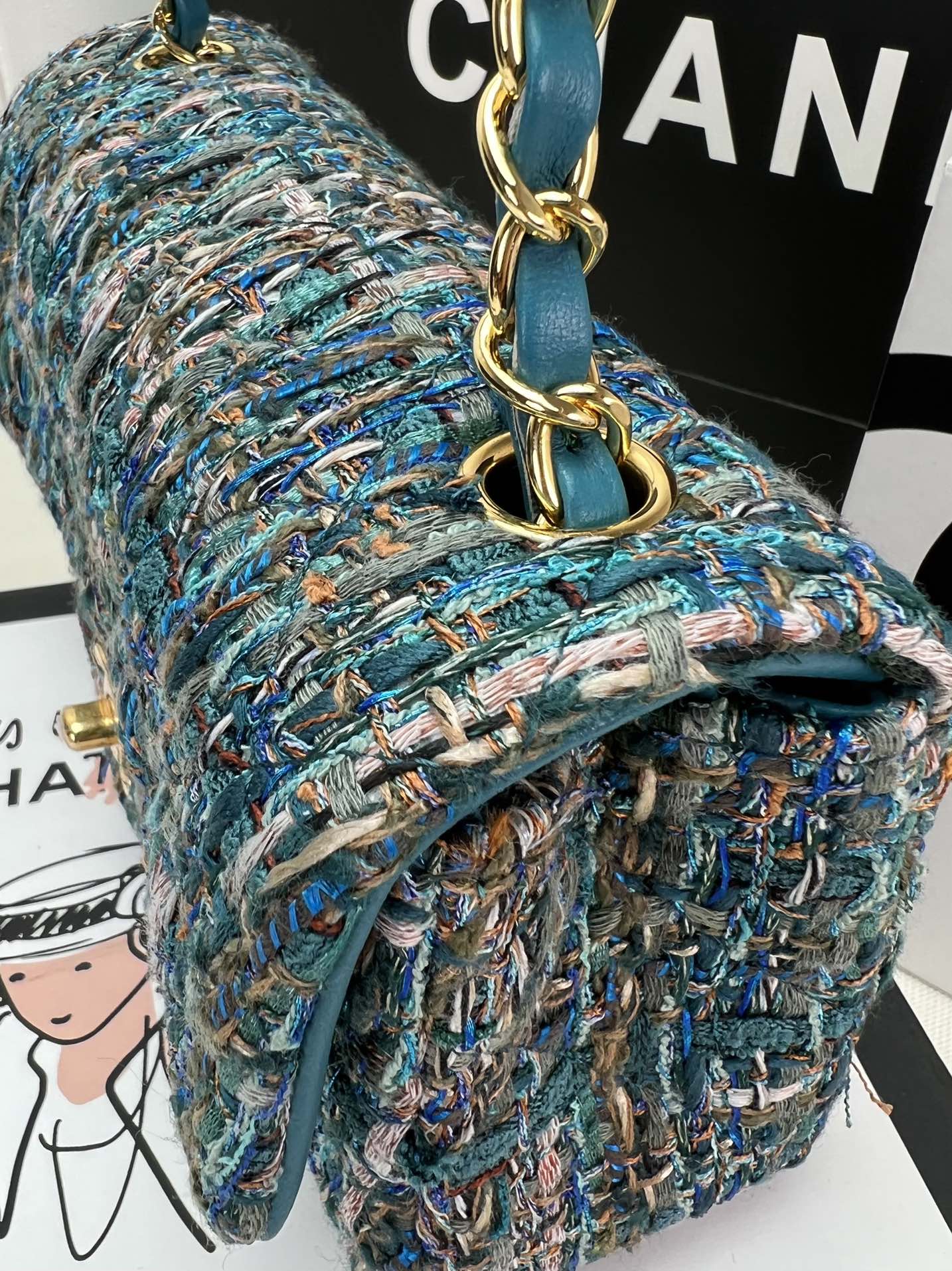 MINI CLASSIC FLAP BAG