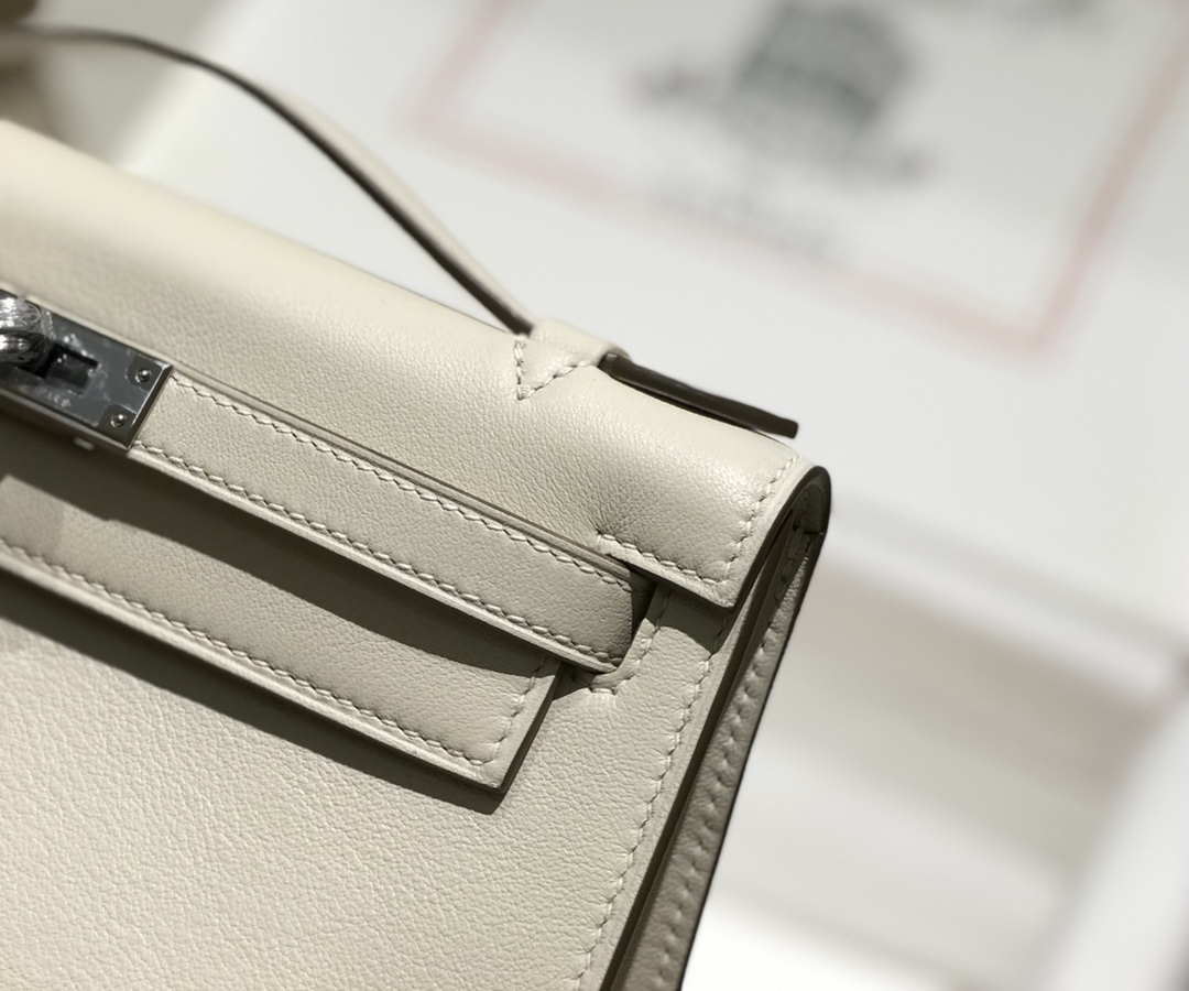 H**me5 Kelly Pochette