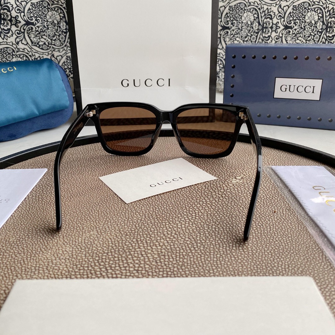 Gvc*1 acetate sunglasses with logo