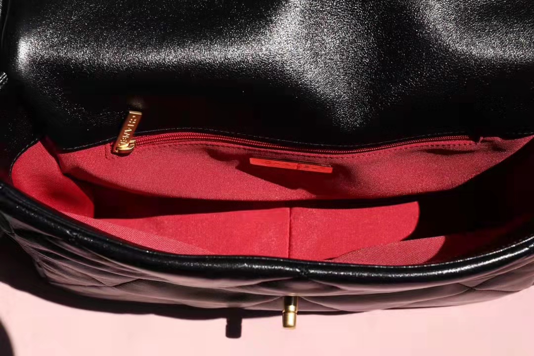 Ch**el 19 LARGE HANDBAG
