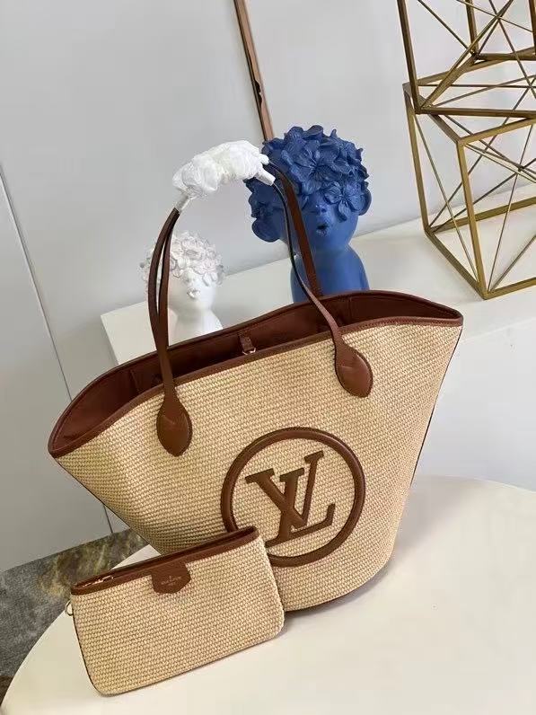 L0vis Vvtt0n SAINT JACQUES Beach Tote