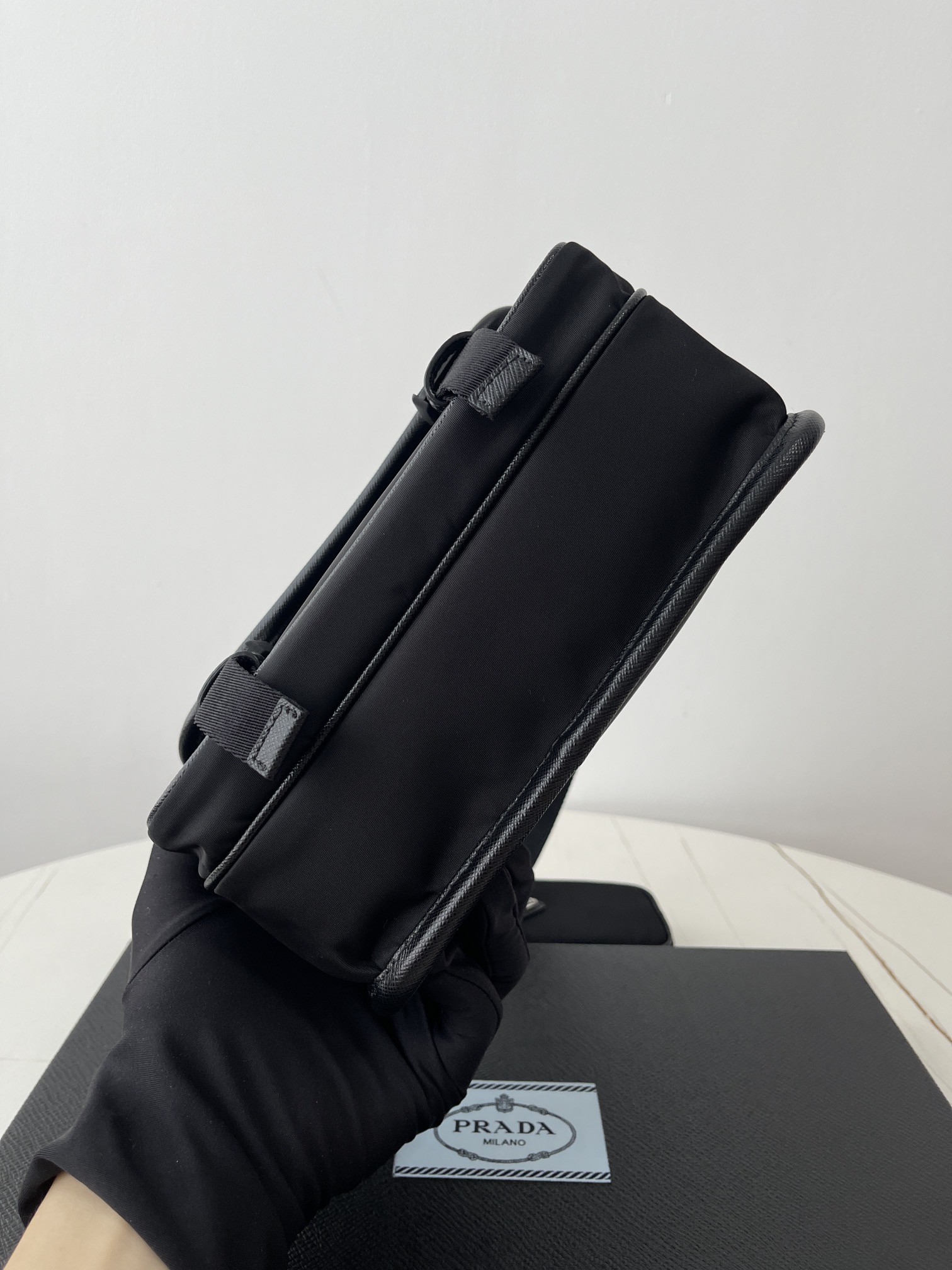 Pra*a Messenger bag