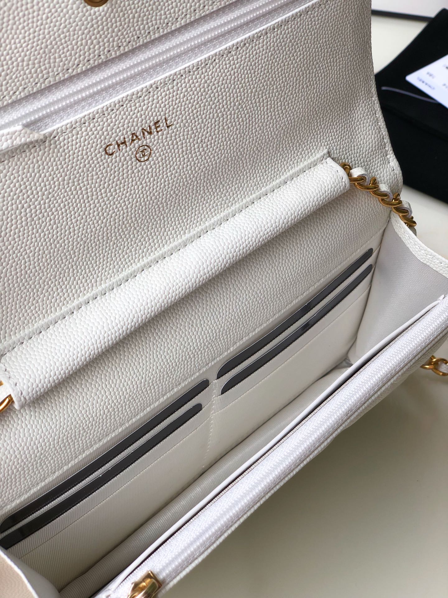 Ch**el WALLET
