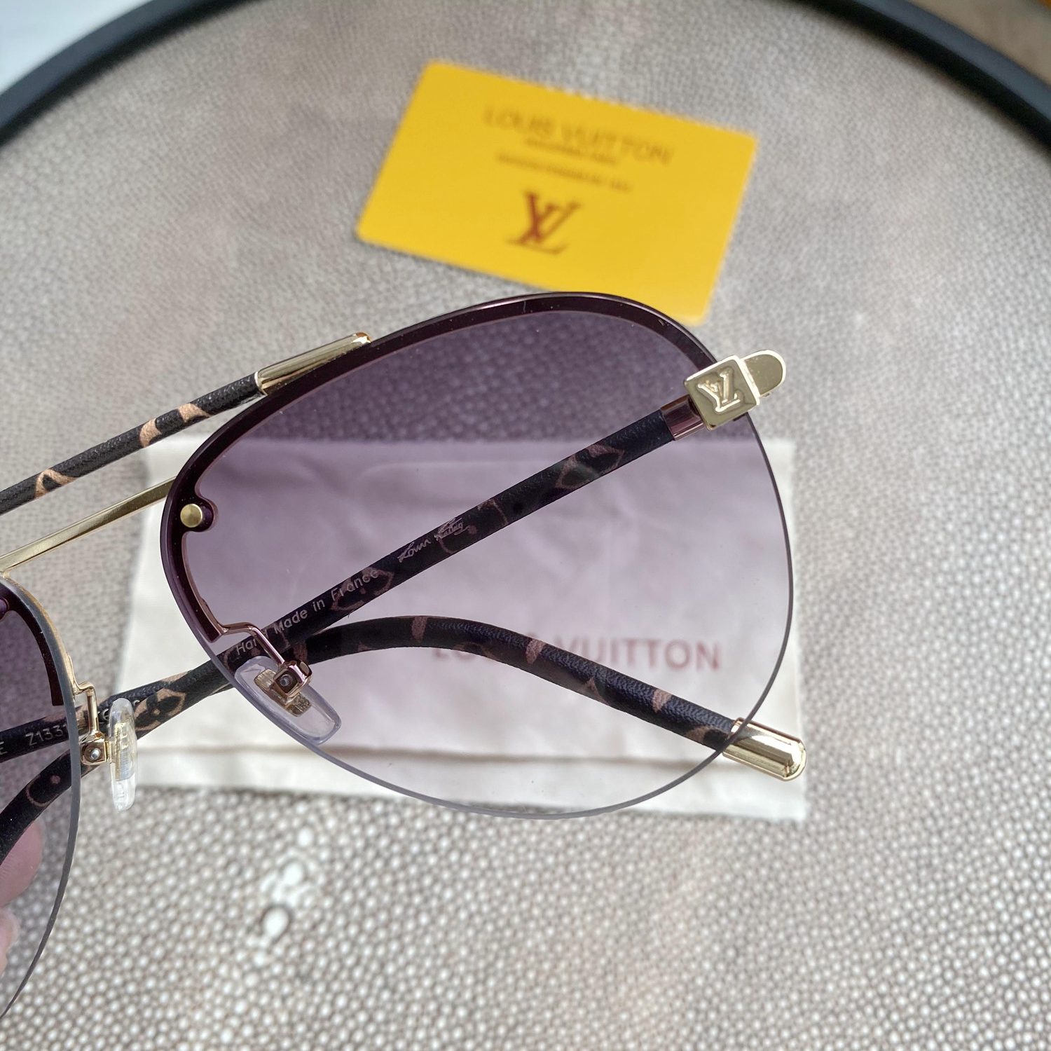 Pink Gradiant Monogram Stem Aviators