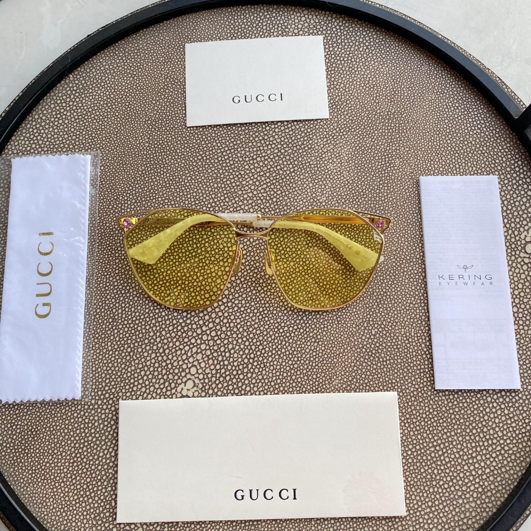 NEW Gvc*1 SUNGLASSES 1079/S