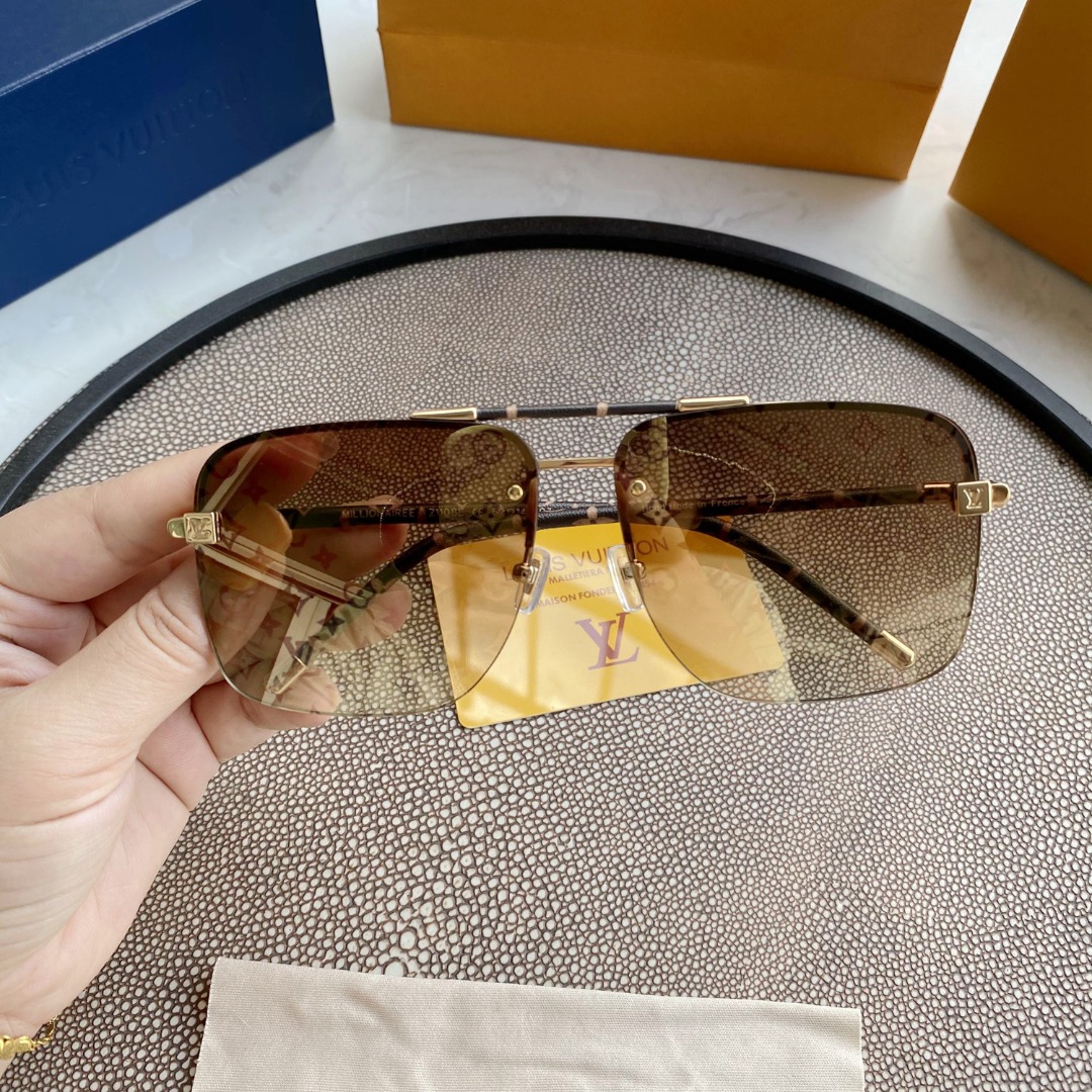 Sa1nt Lau*nt EYEWEAR