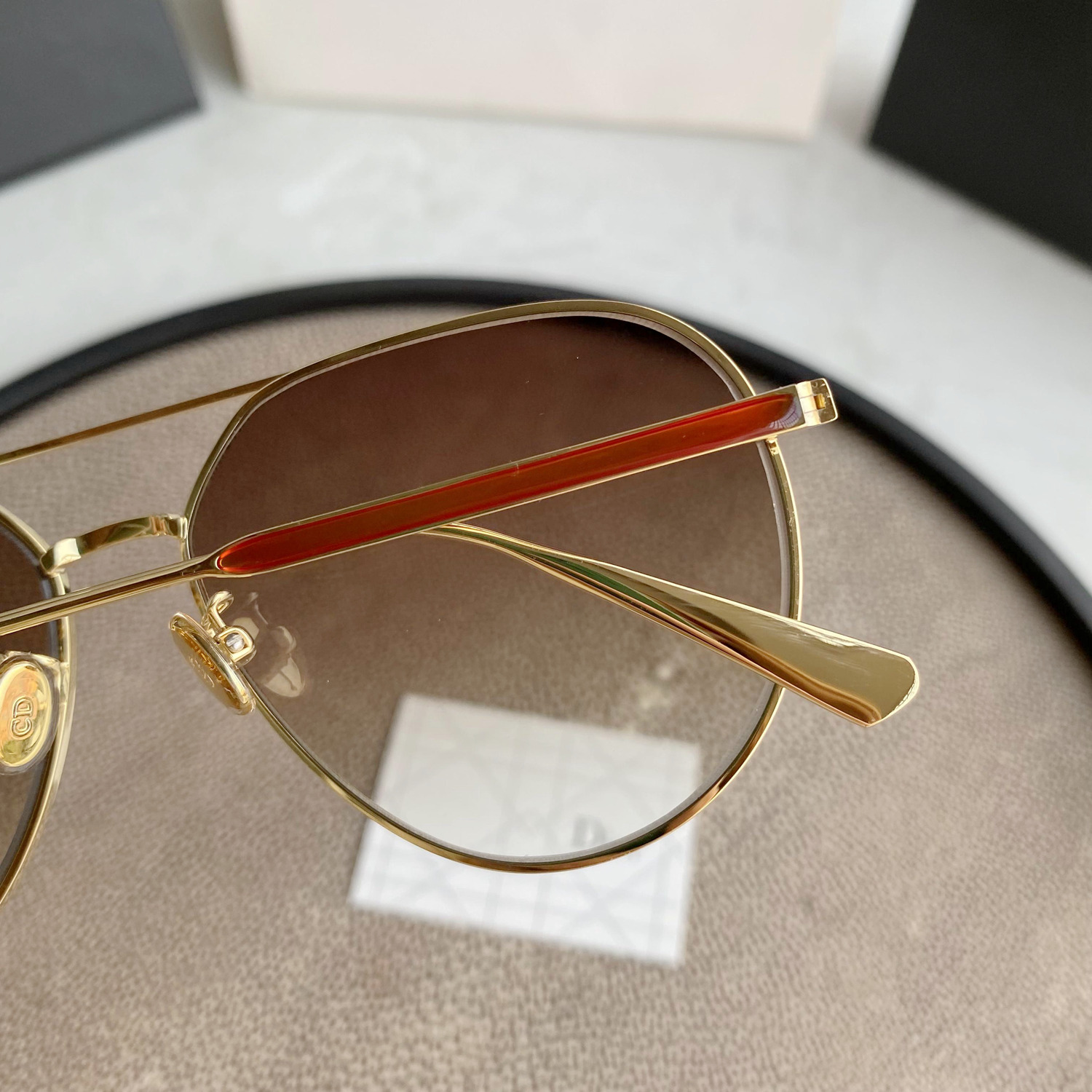 D10r Sunglasses
