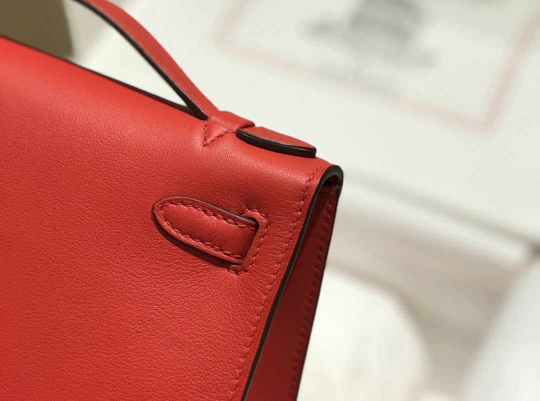 H**me5 Kelly Pochette