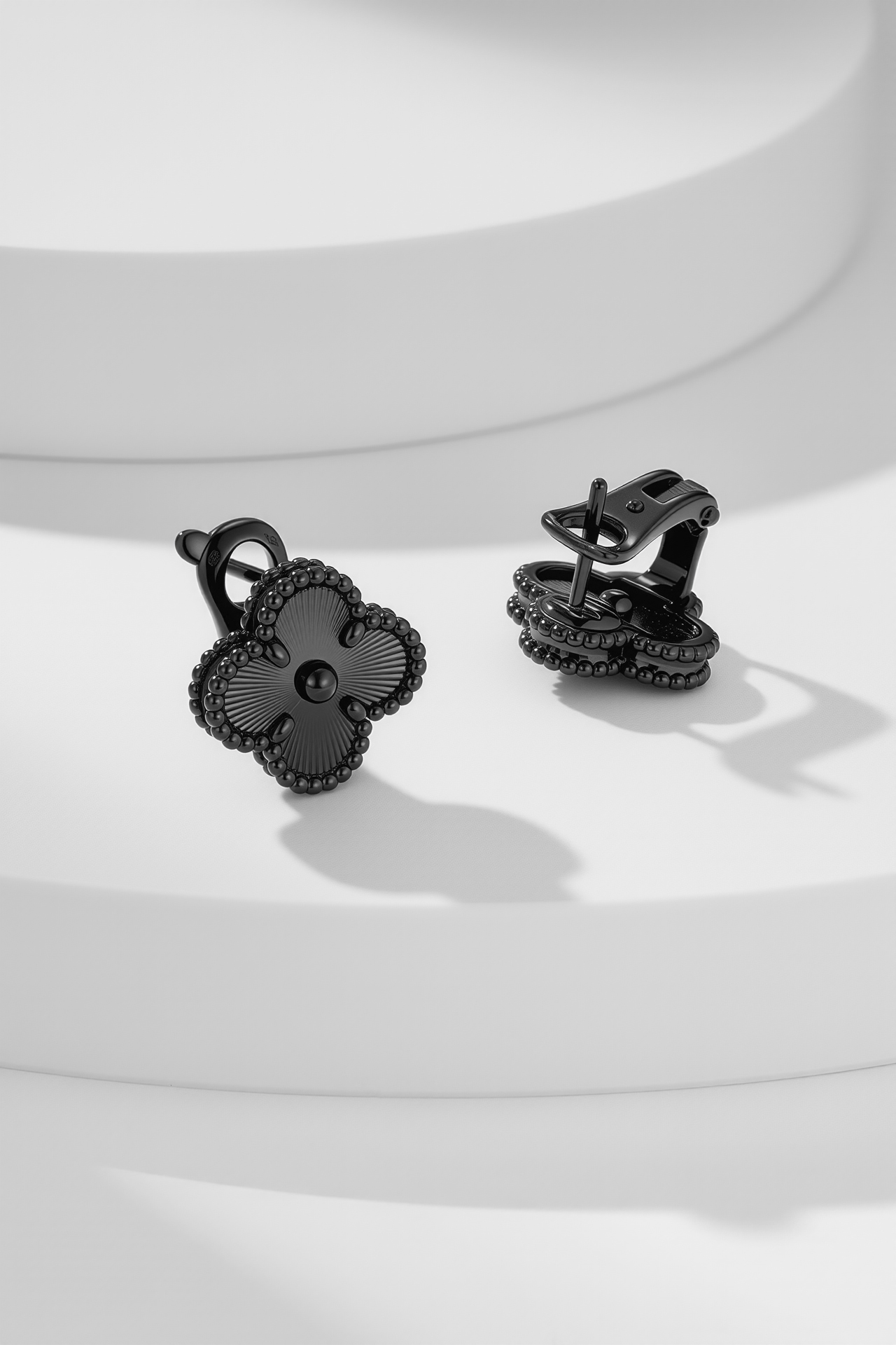 V*n Cl**f & Arpels Earrings