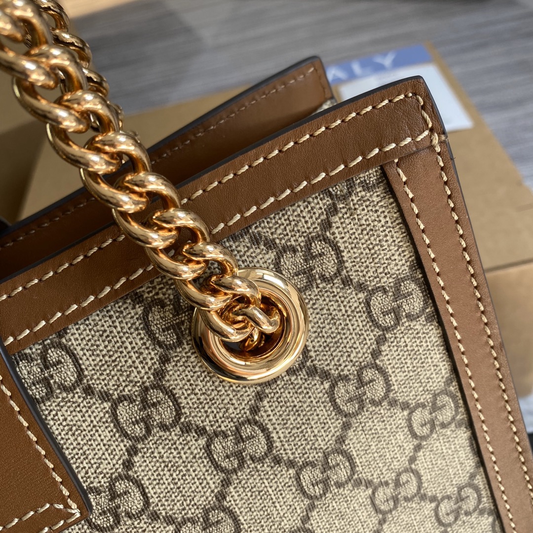Gvc*1 Padlock Small Shoulder Bag
