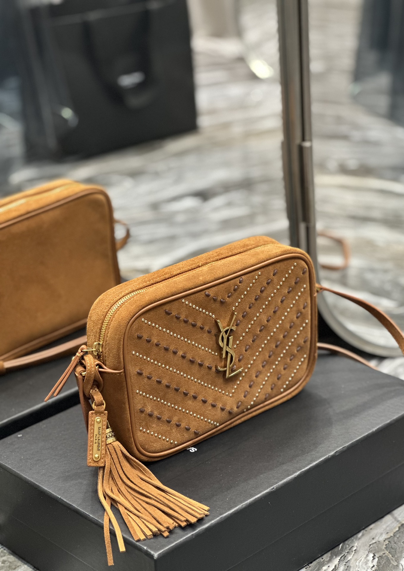 Sa1nt Lau*nt – Lou suede camera bag – women – Calf Leather – One Size – Brown