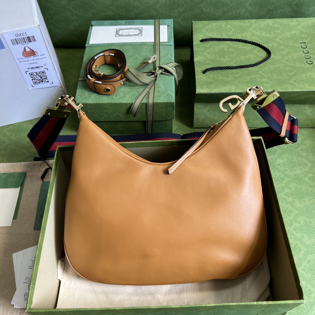 Gvc*1 Attache large shoulder bag
