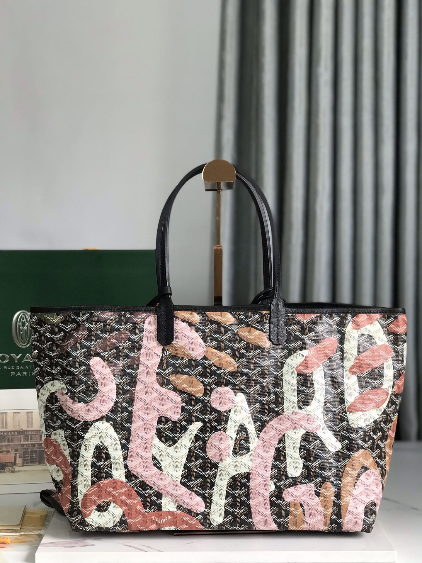 SAINT L0vis Tote bag