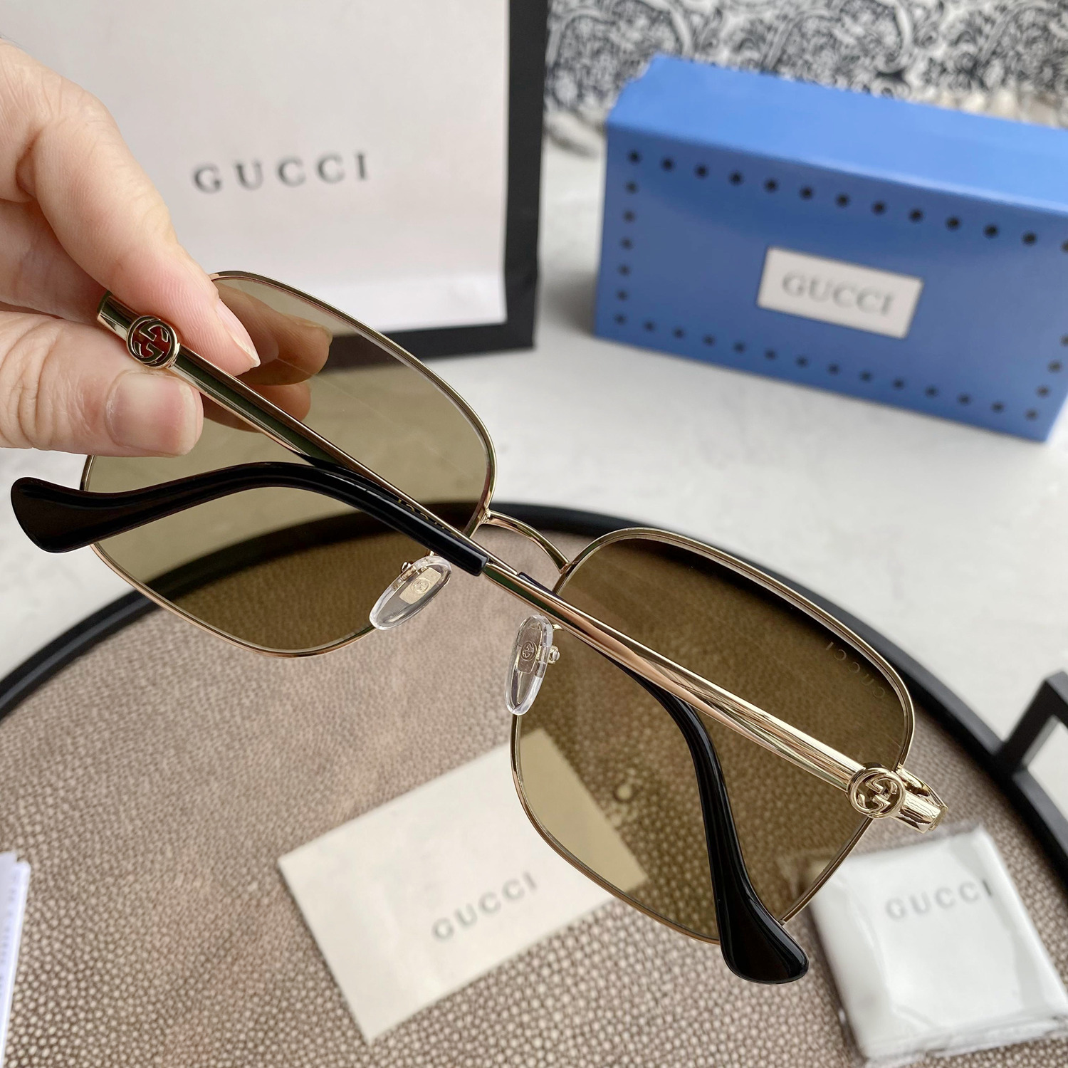 SQUARE-FRAME SUNGLASSES