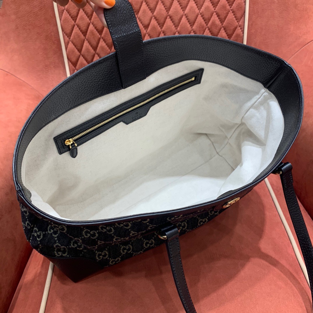 De*1m tote bag