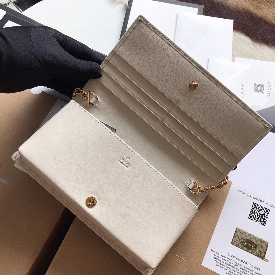 Gvc*1 Horsebit 1955 wallet with chain