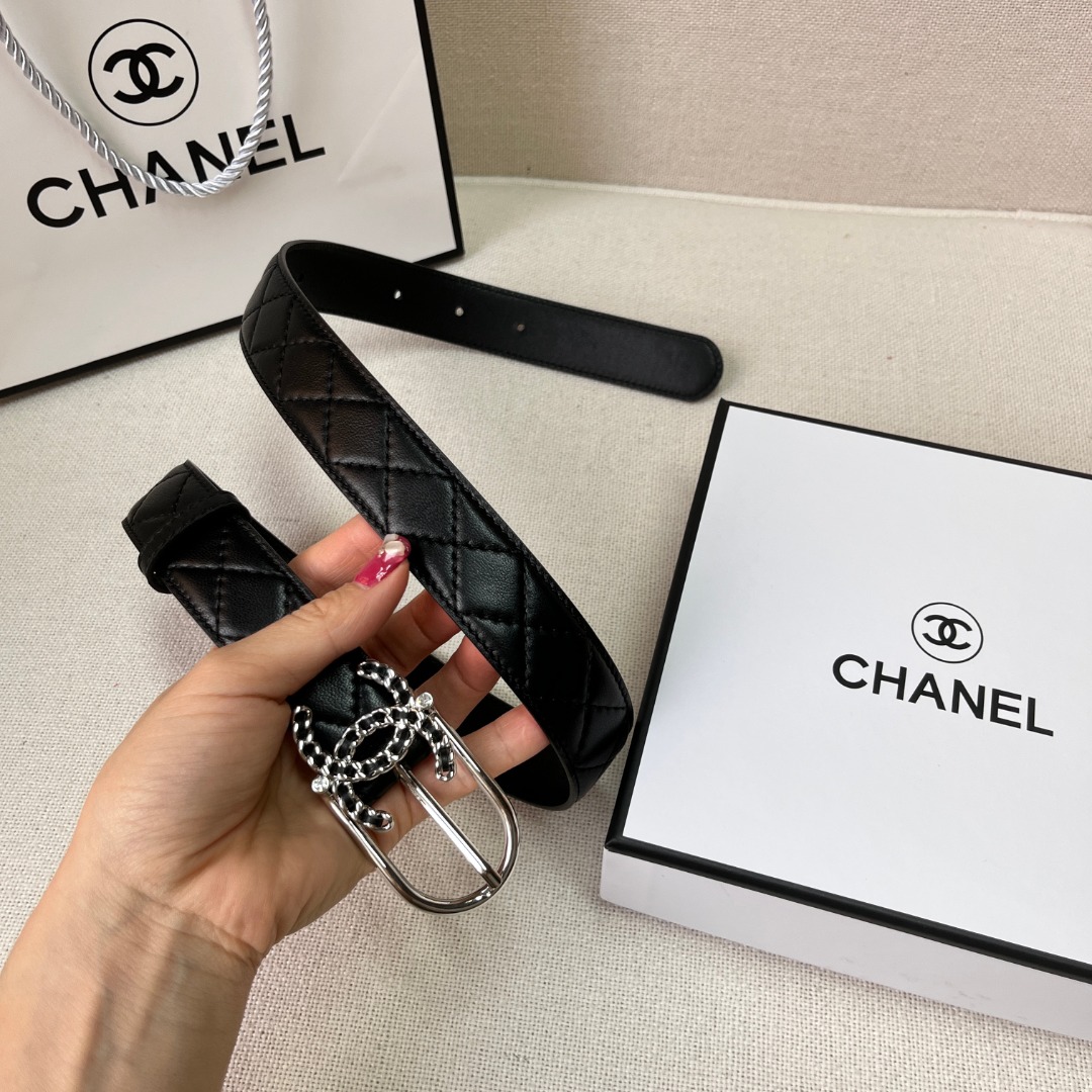 Ch**el leather belt