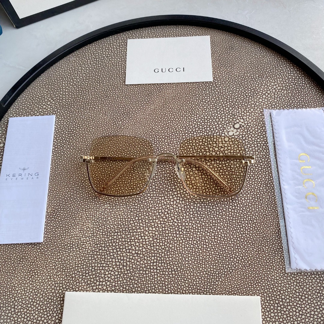 Gvc*1 EYEWEAR SUNGLASSES