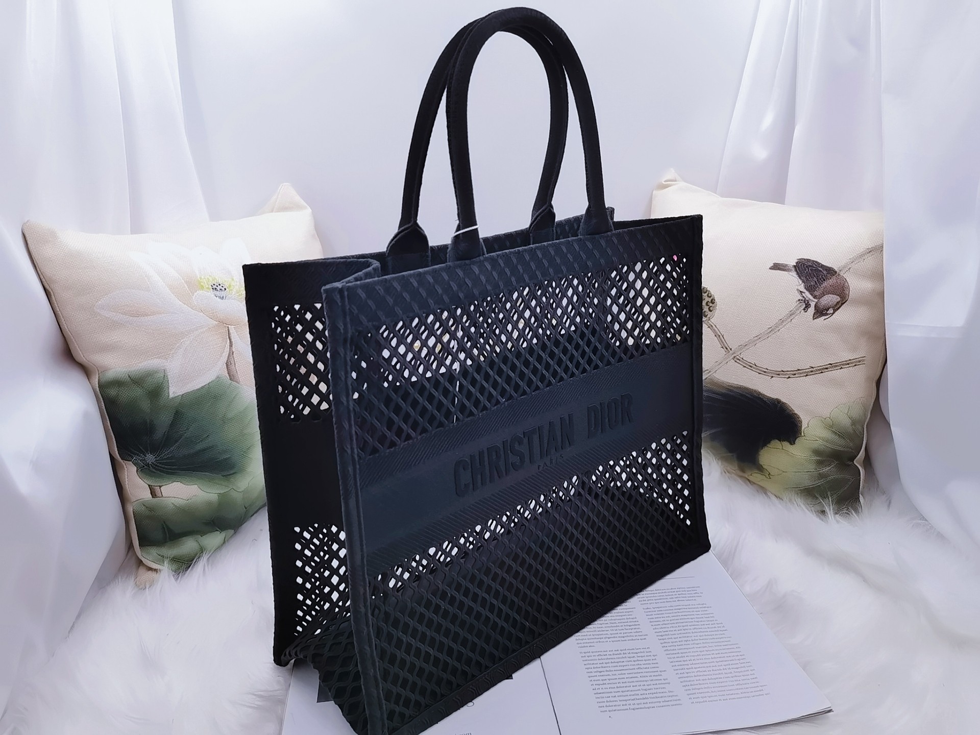D10r Book Tote