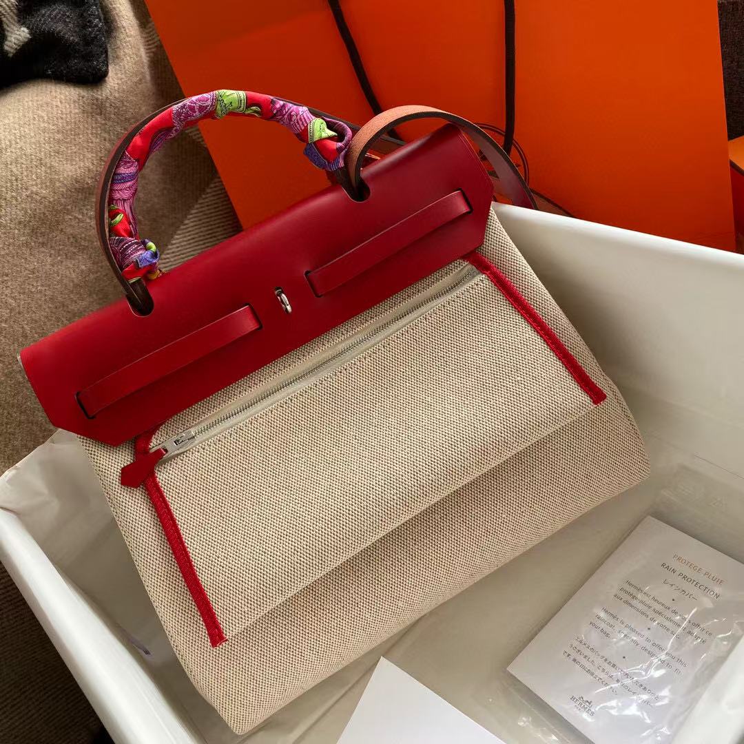 H**me5 Herbag 31 Roturnme Pegase en rouge