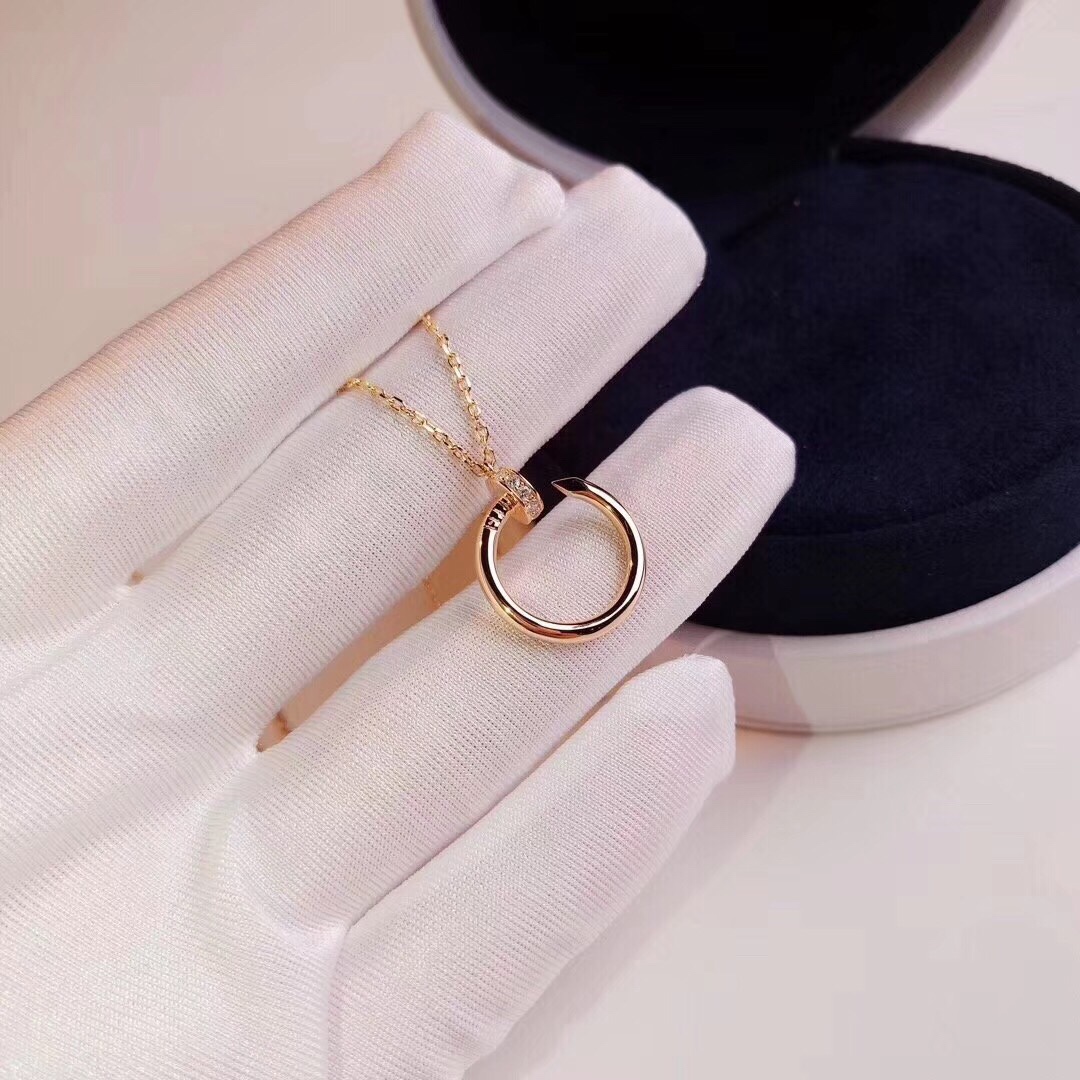 Ca*t1er Juste un Clou Necklace