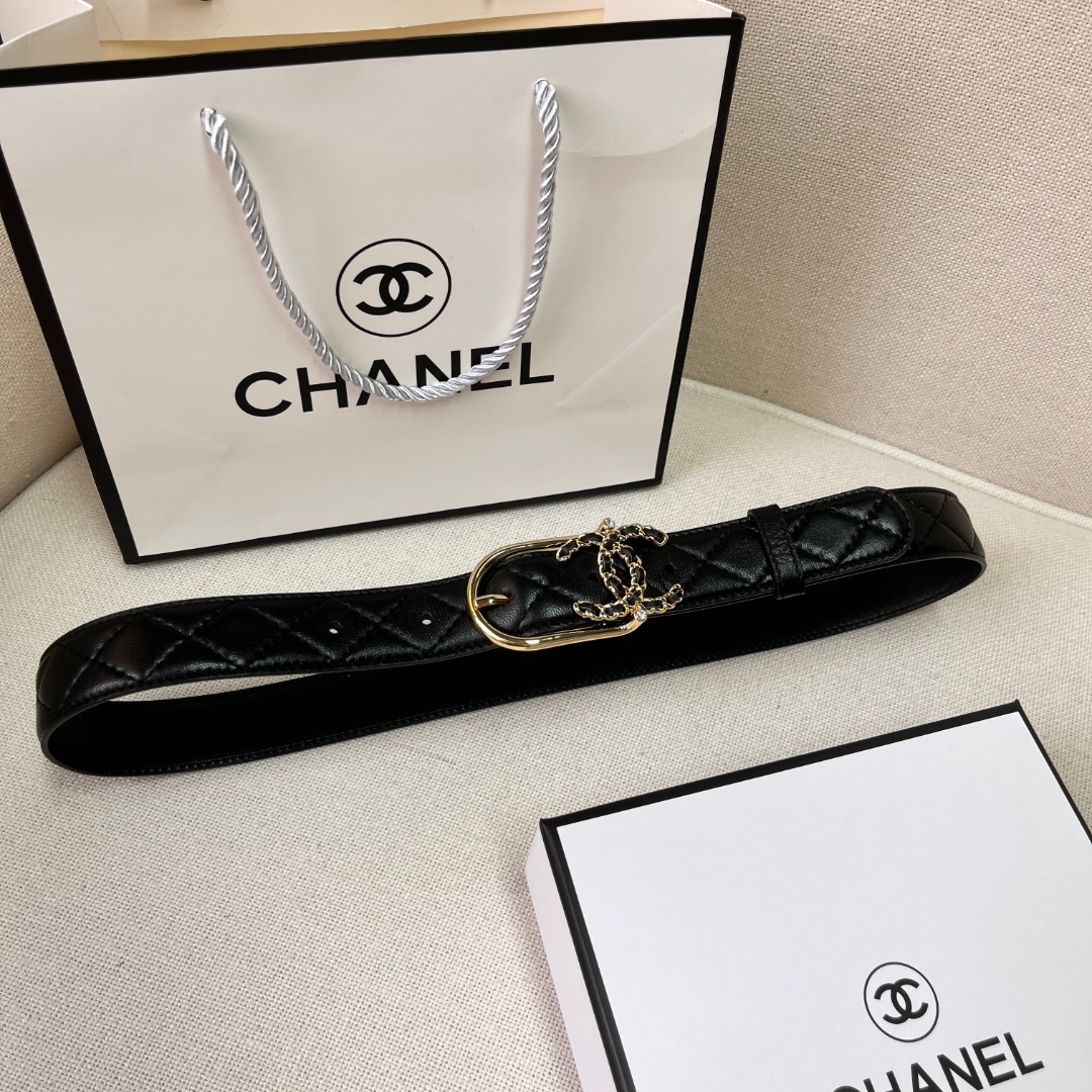 Ch**el leather belt