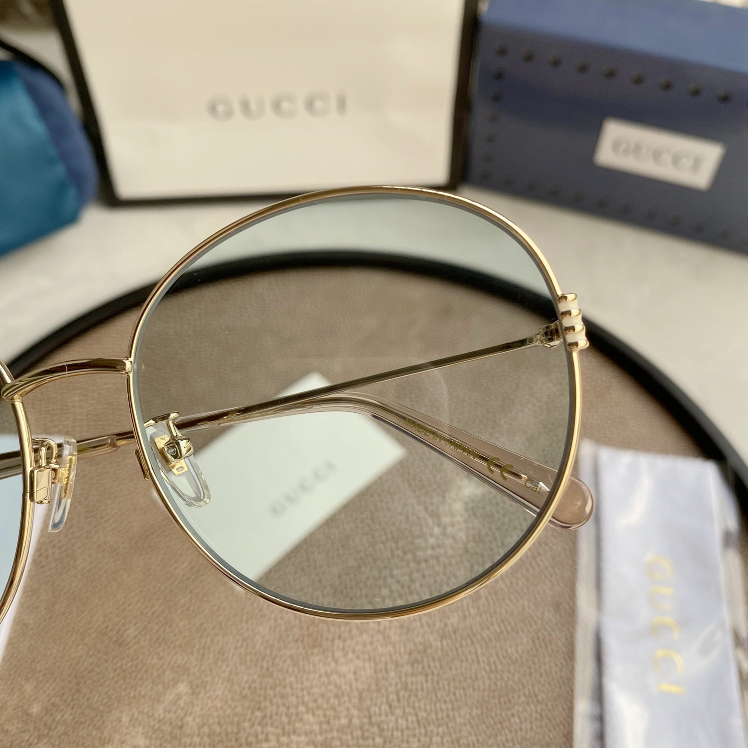 GG1336O Gold Oval Stainless Steel Frame