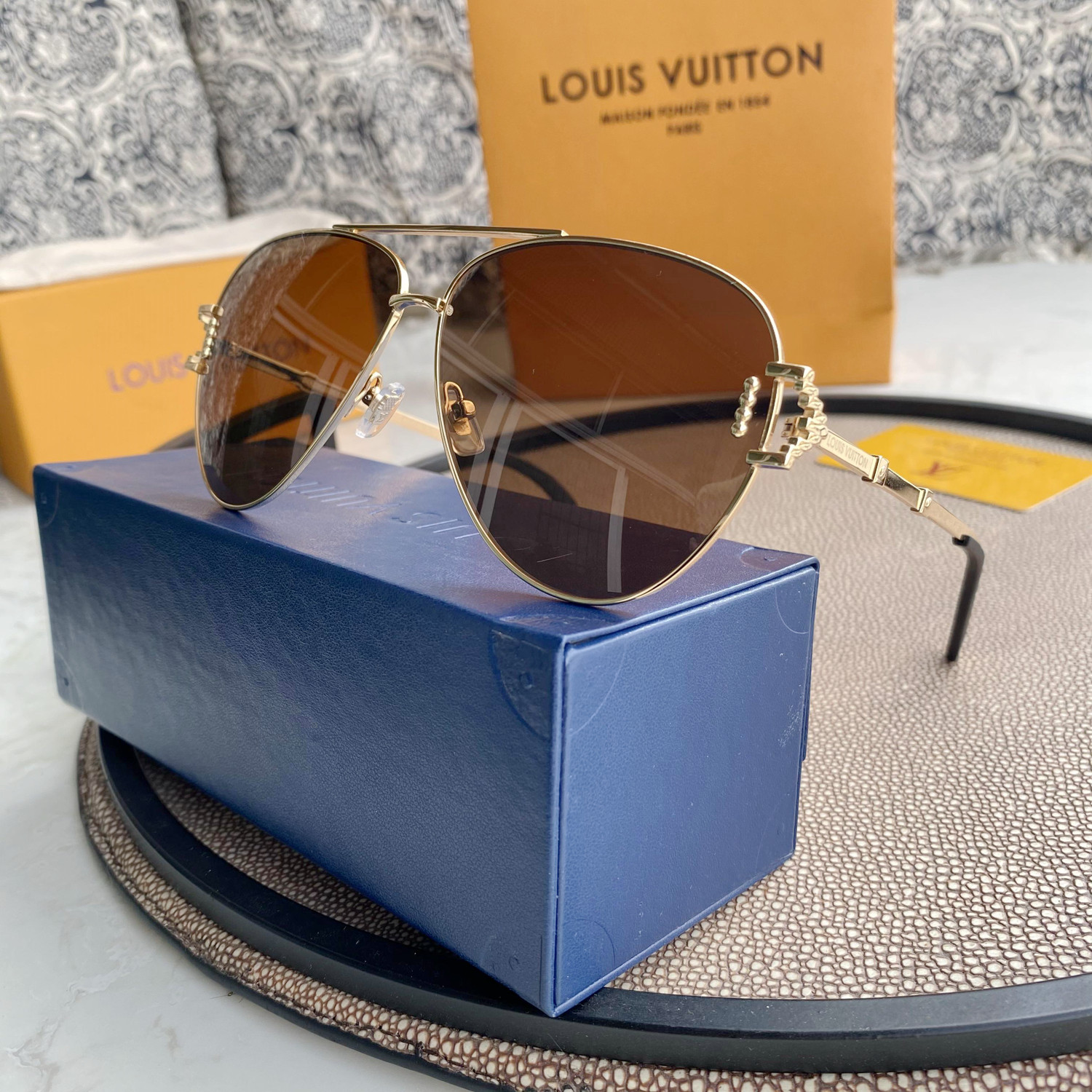 SATURNINO EYEWEAR