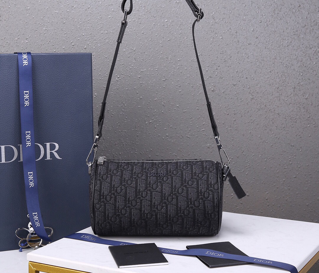 D10r Oblique Roller Bag