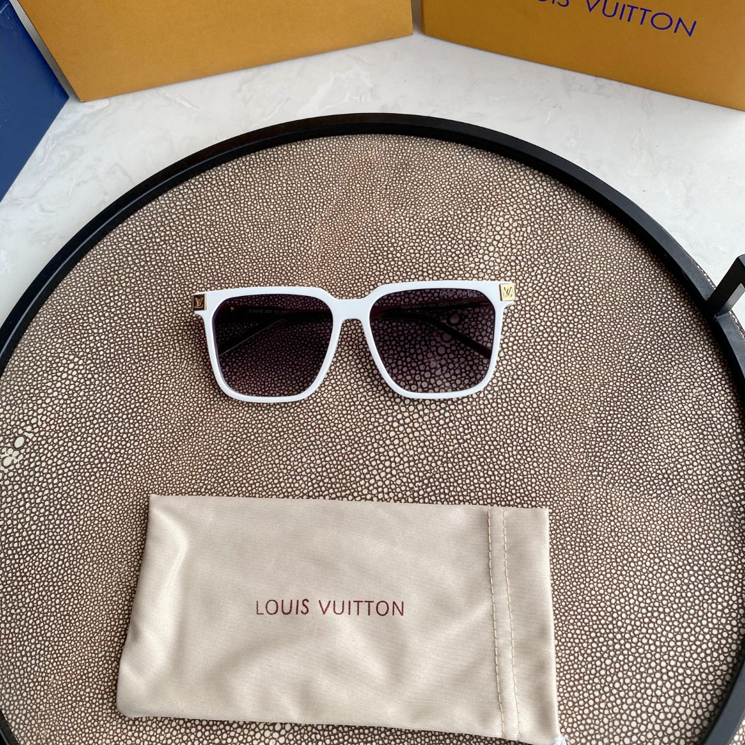L0vis Vvtt0n | rise square sunglasses