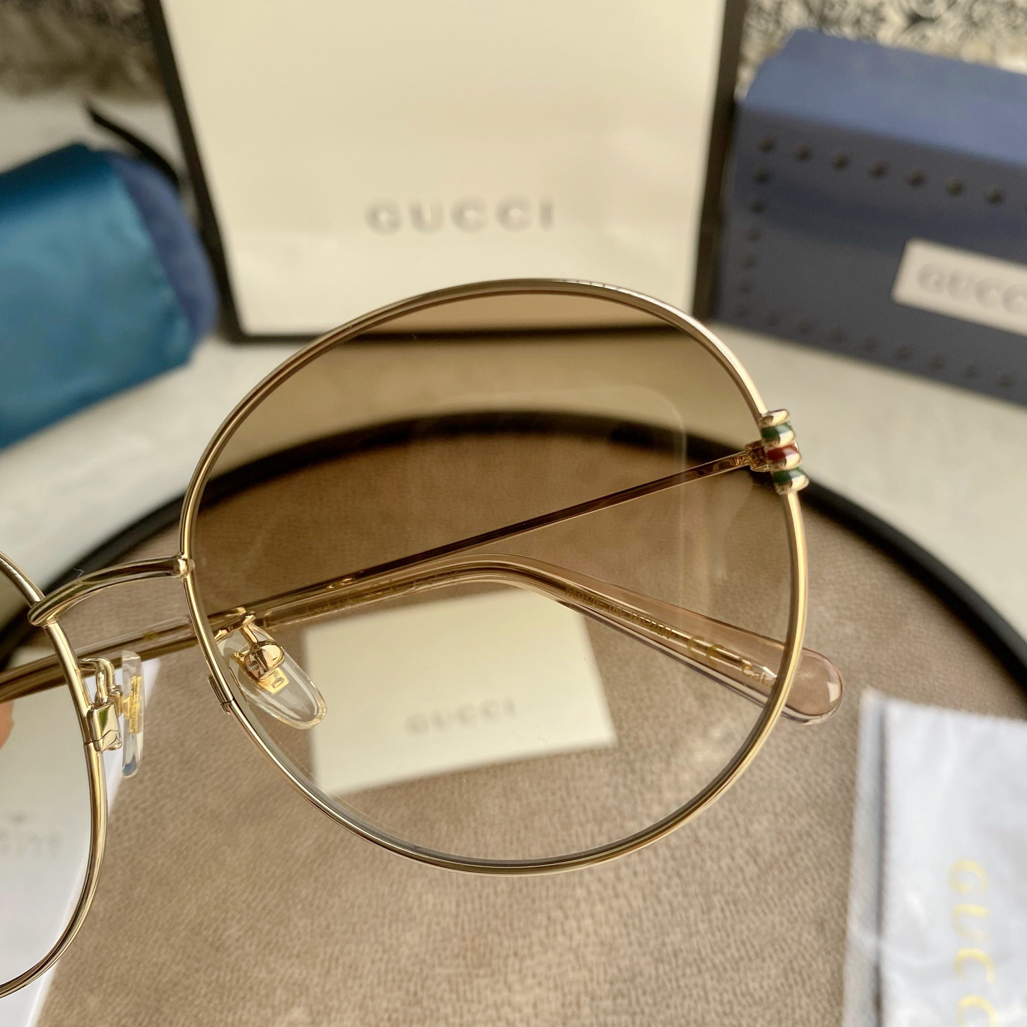 GG1336O Gold Oval Stainless Steel Frame