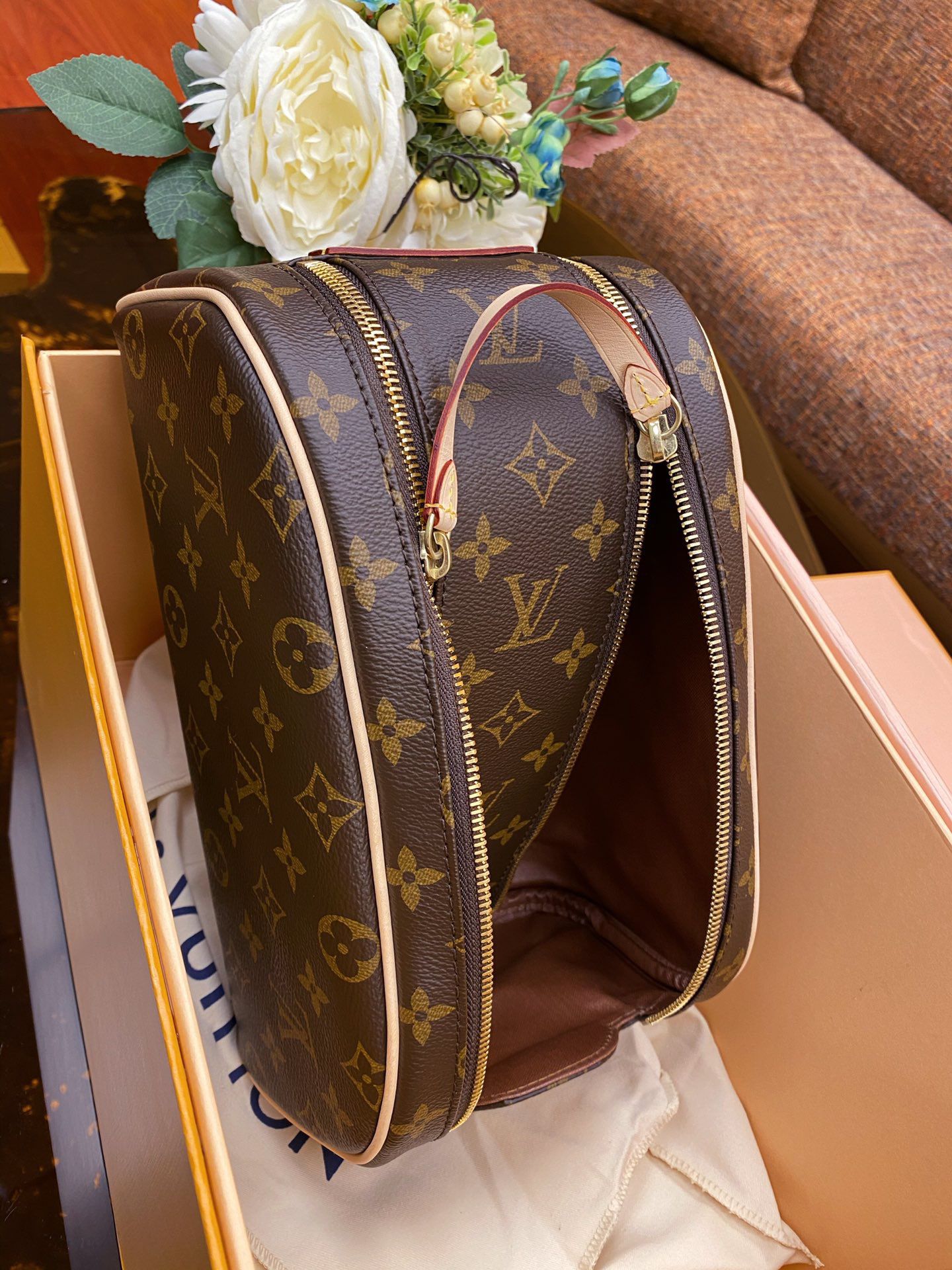 L0vis Vvtt0n King Size Toiletry Bag