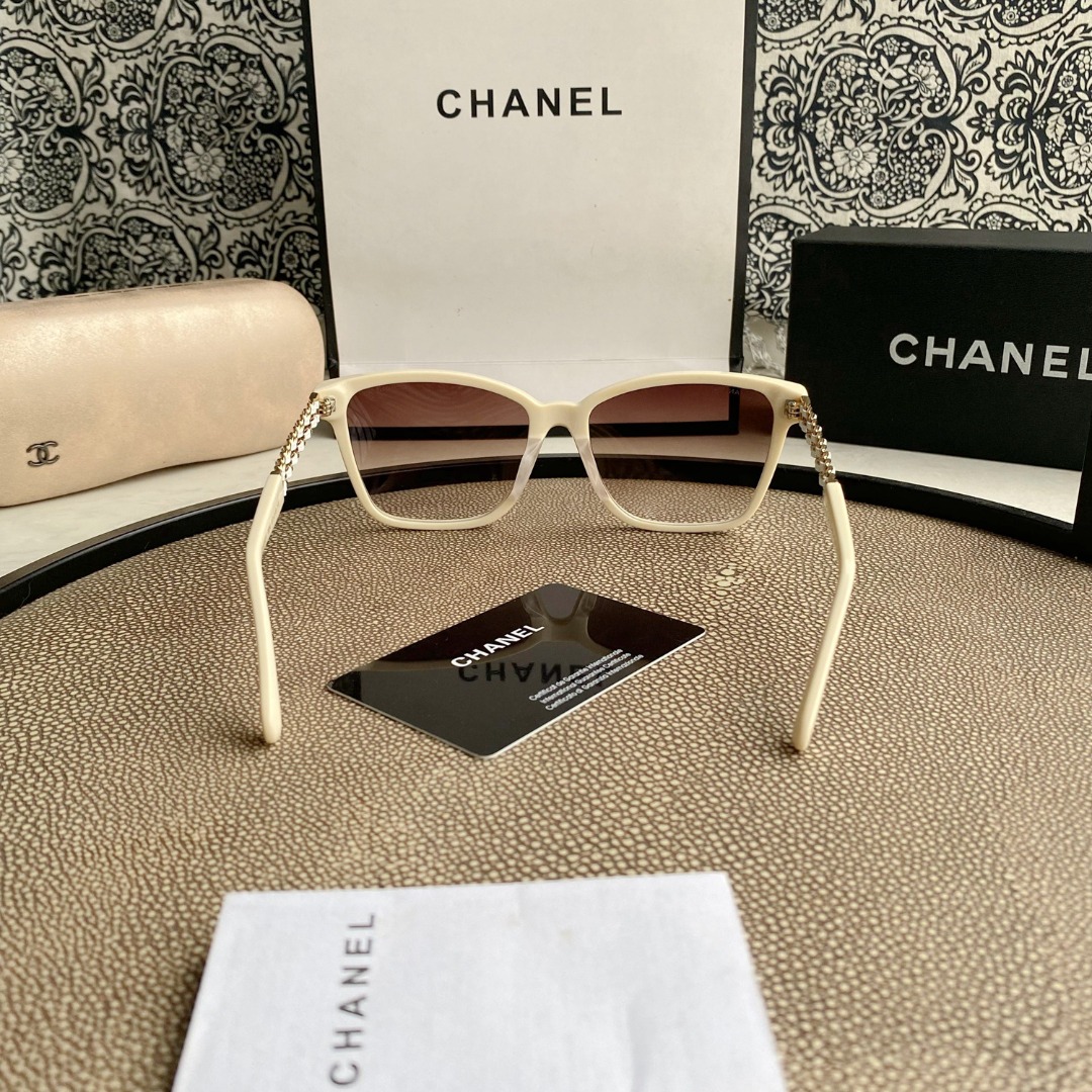 Ch**el Sunglasses