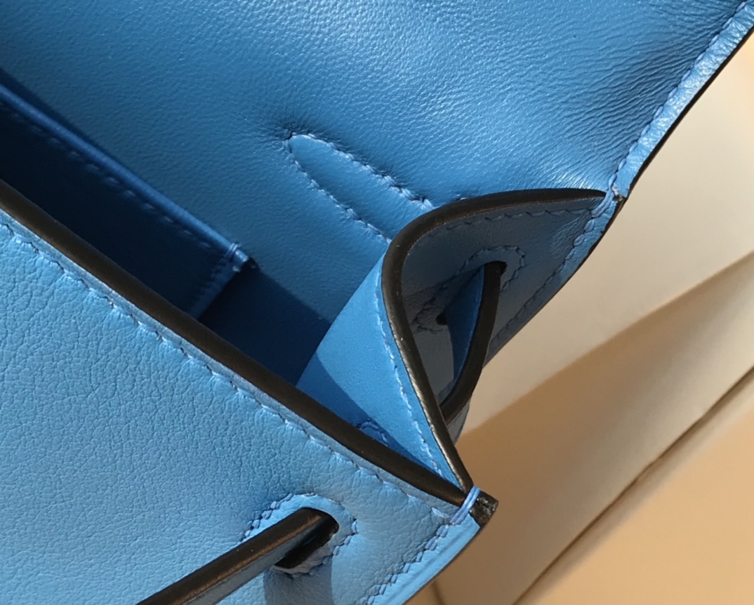 H**me5 Kelly Pochette