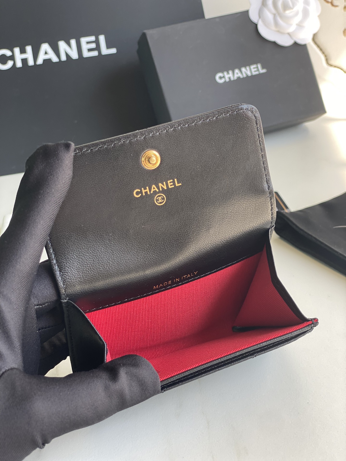 Ch**el 19 FLAP CARD HOLDER