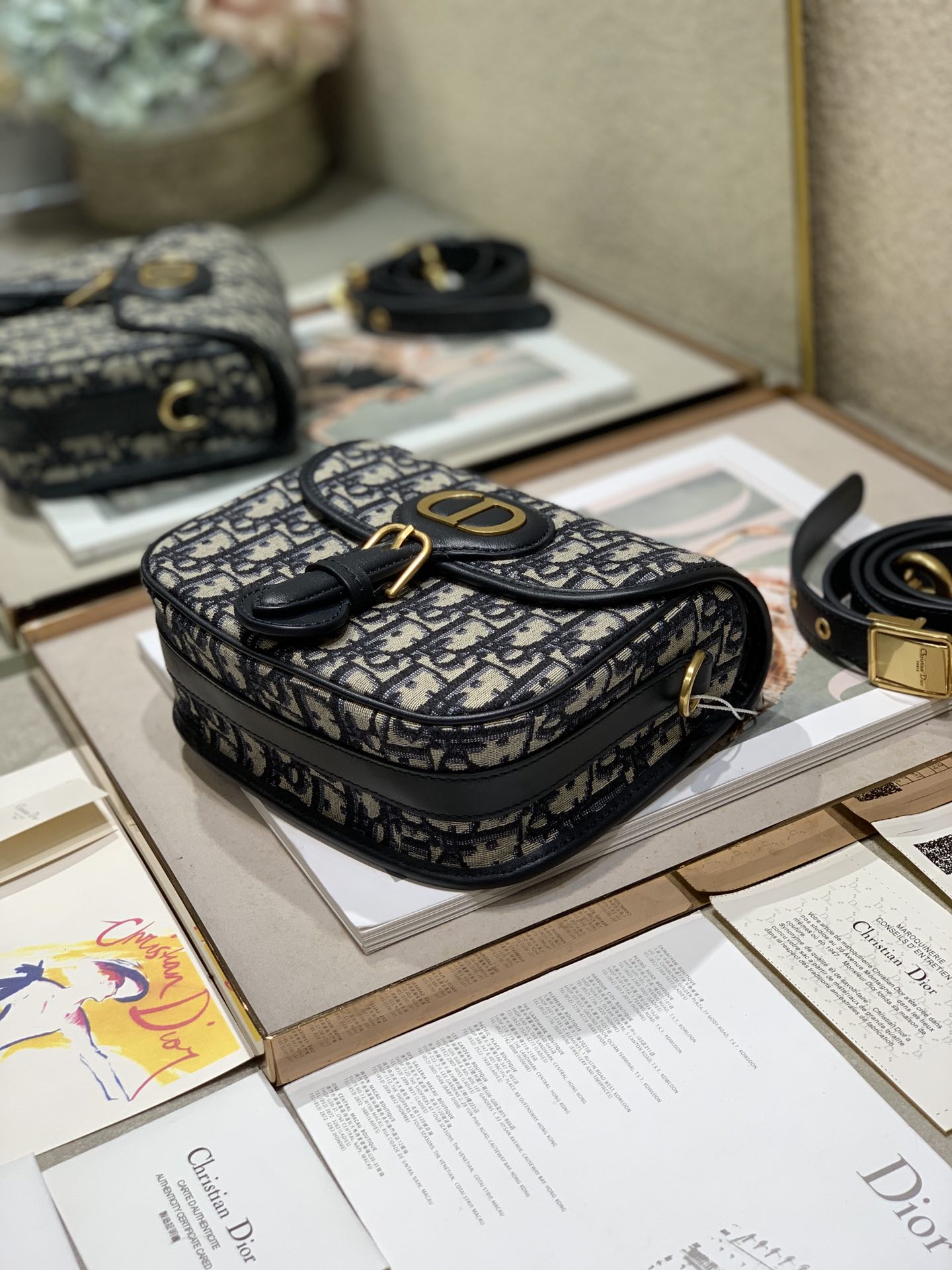 D10r Bobby bag