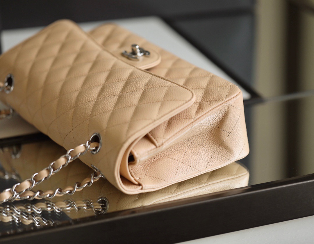Ch**el Medium Classic Flap Bag