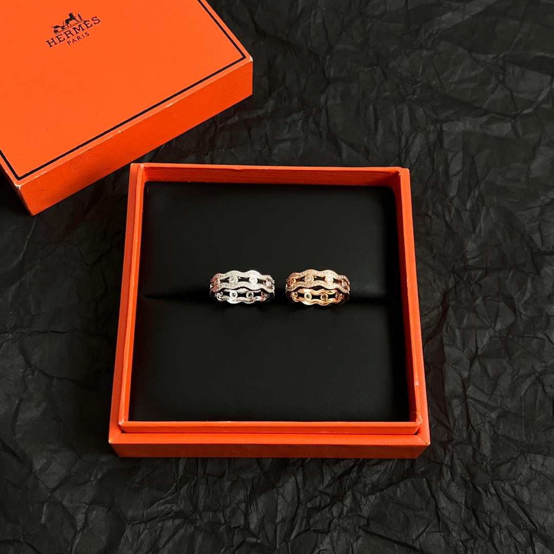 H**me5 Reseau Lumiere Ring