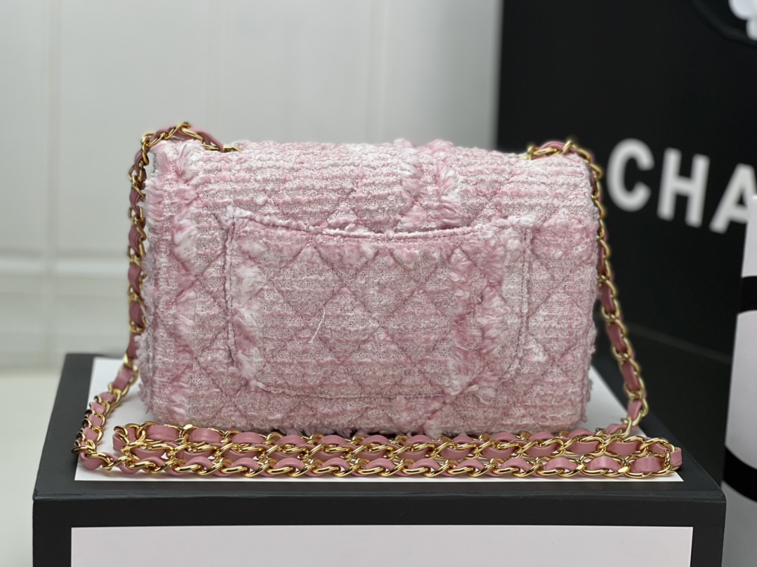 MINI CLASSIC FLAP BAG