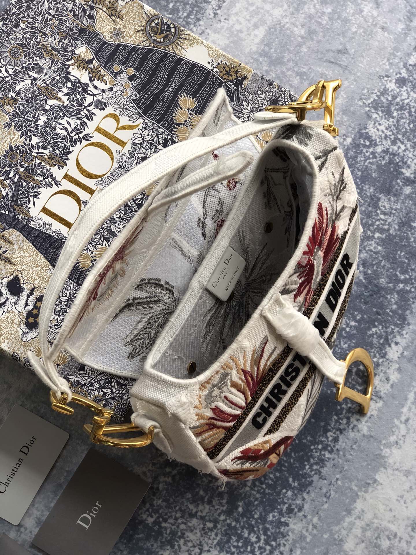 D10r Saddle Bag
