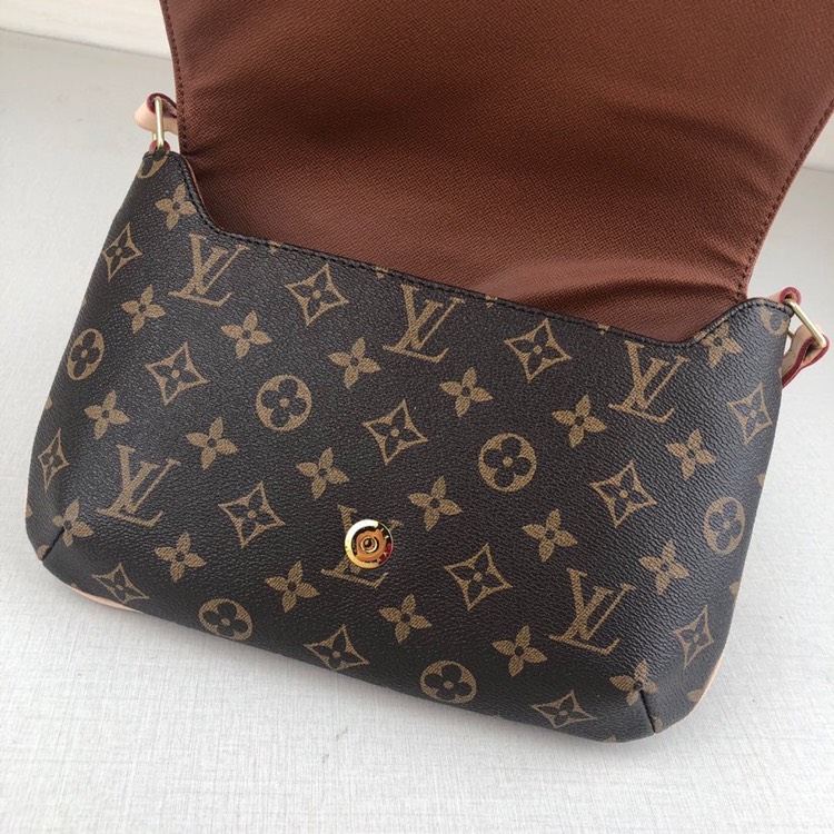 L0vis Vvtt0n Musette Tango Short Shoulder Bag