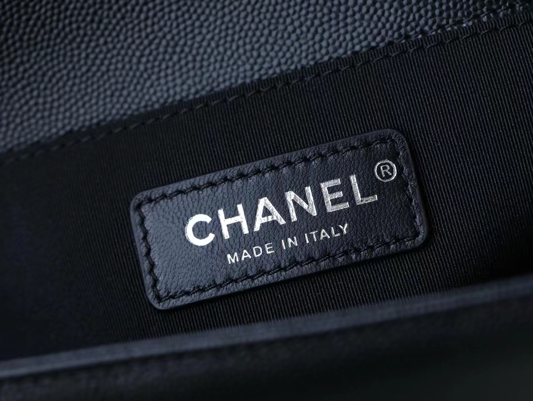 BOY Ch**el SHOULDER BAG Cow Leather