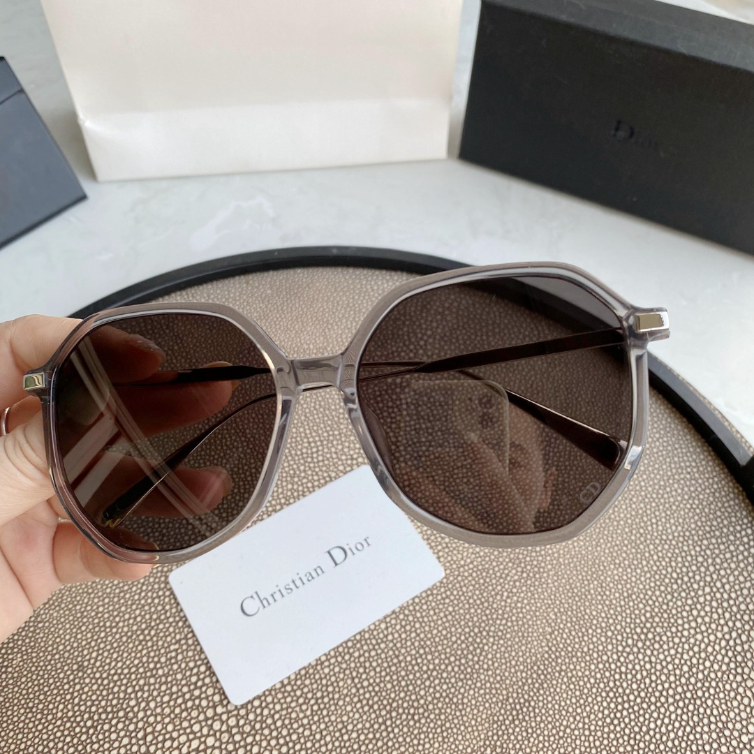 Round Sunglasses