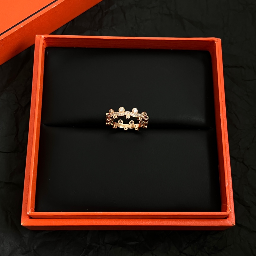 H**me5 Reseau Lumiere Ring