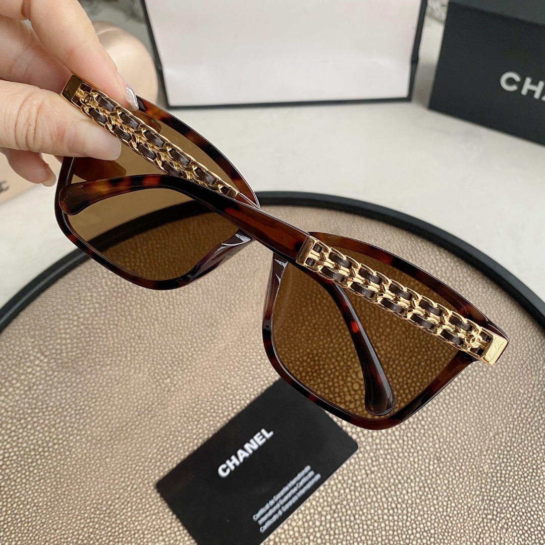 Ch**el Sunglasses