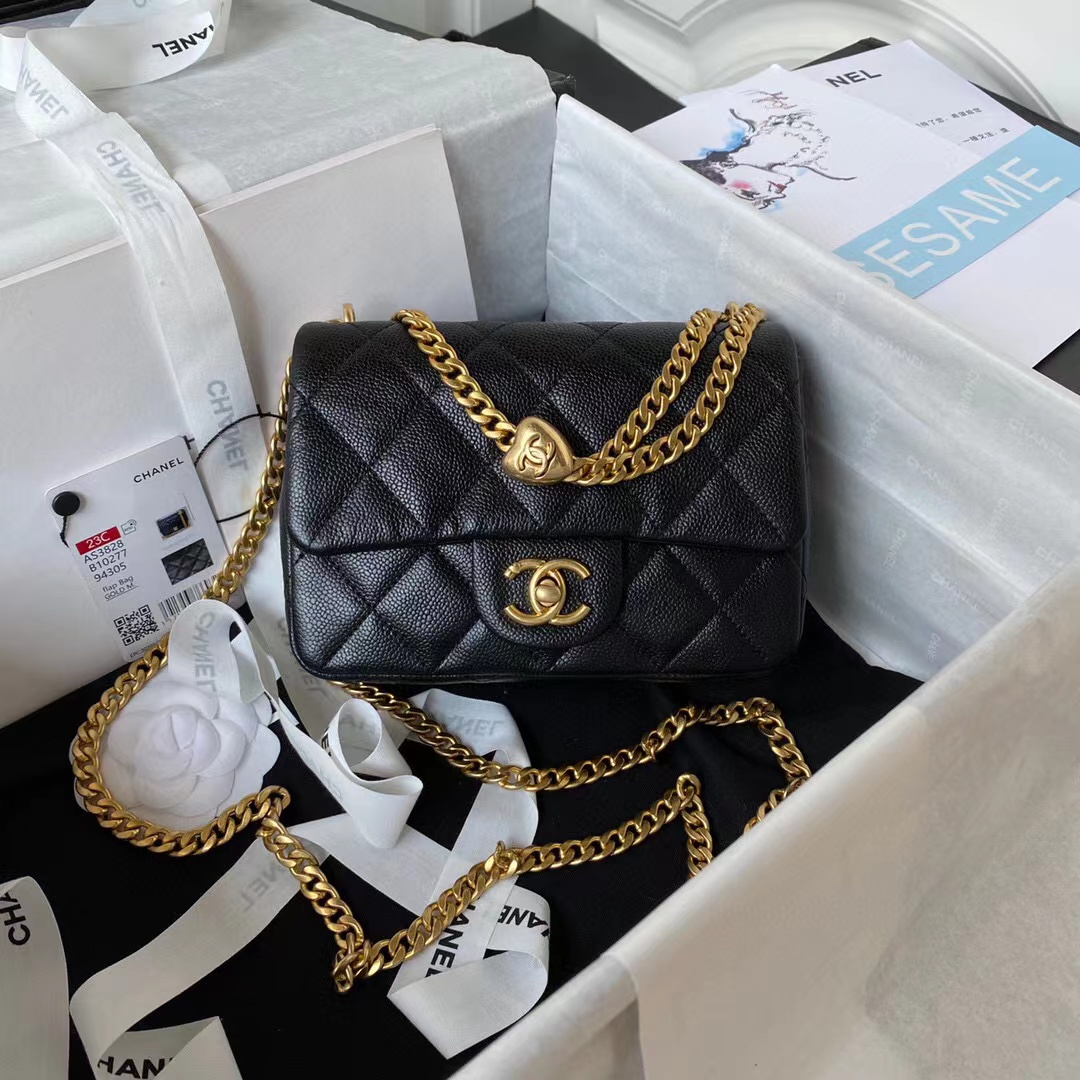ch**el G01den ball in small