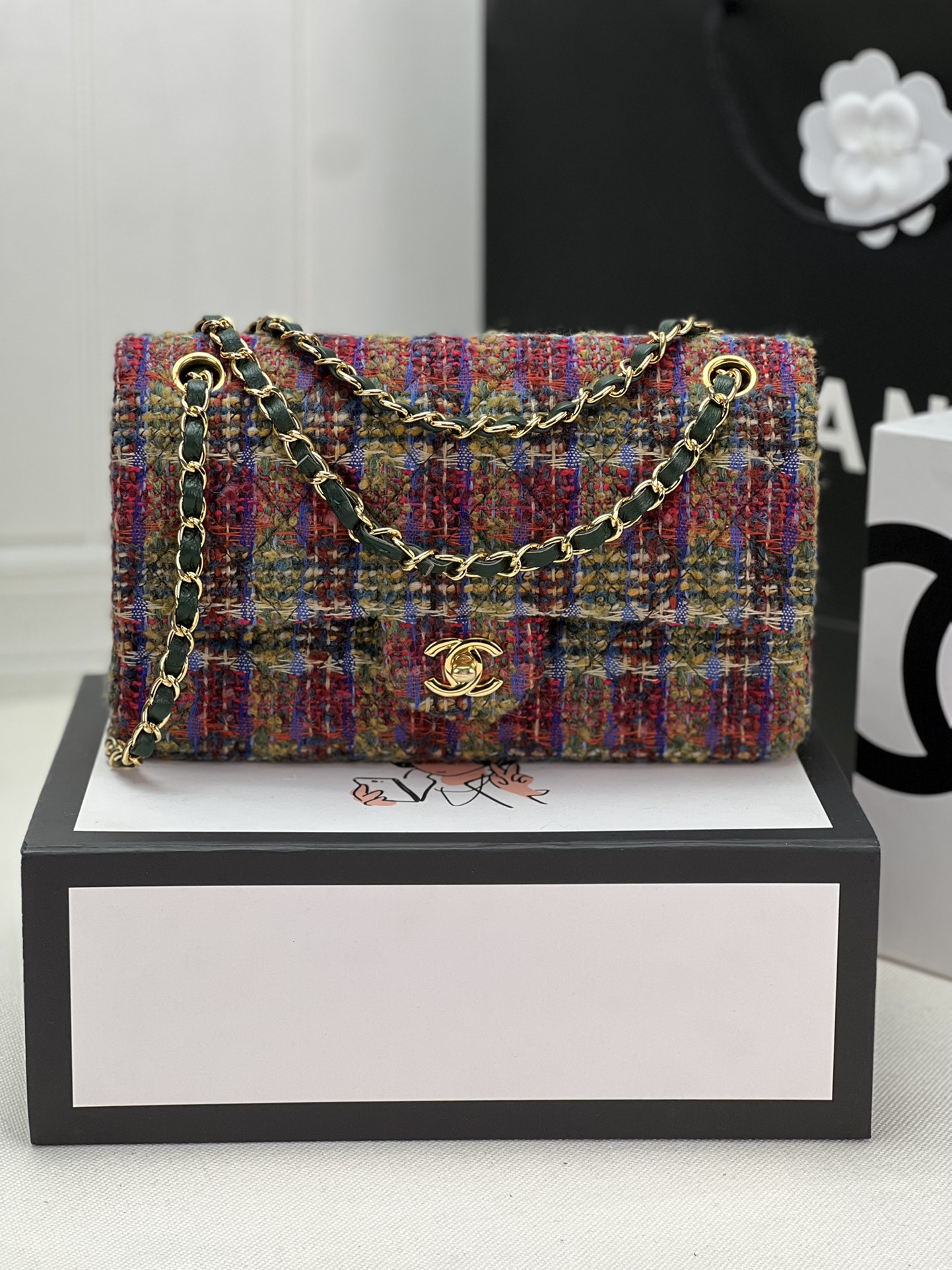 CLASSIC FLAP BAG